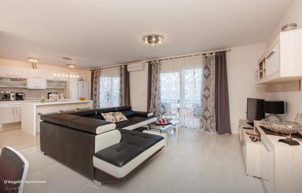 Livaja Appartement *
